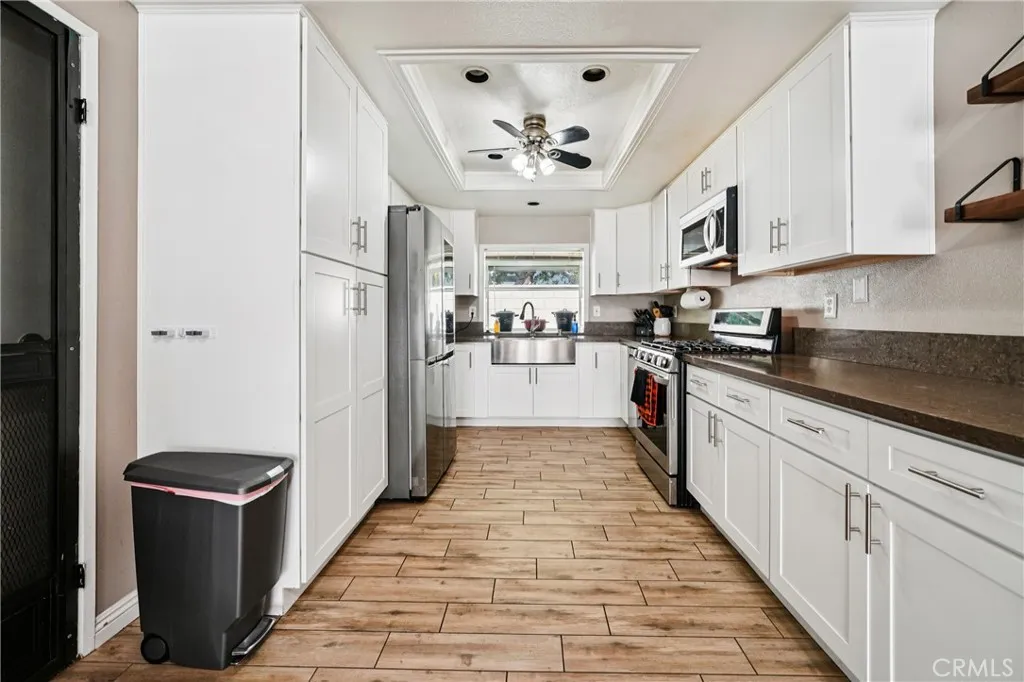 1925 S Starfire, Corona, California 92879 home-pic-15