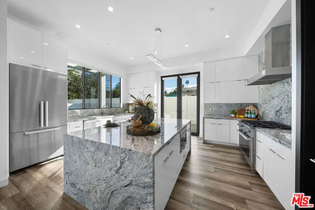 5812 Willis Avenue, Sherman Oaks, California 91411 home-pic-20