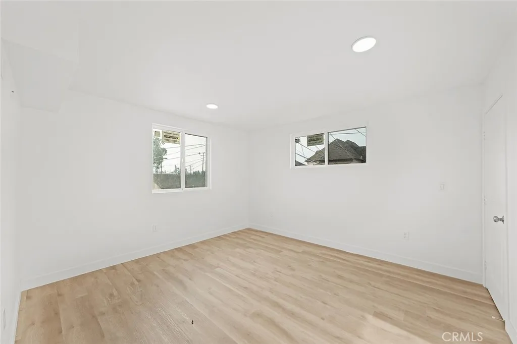 300 E 25th, Los Angeles, California 90011 home-pic-49