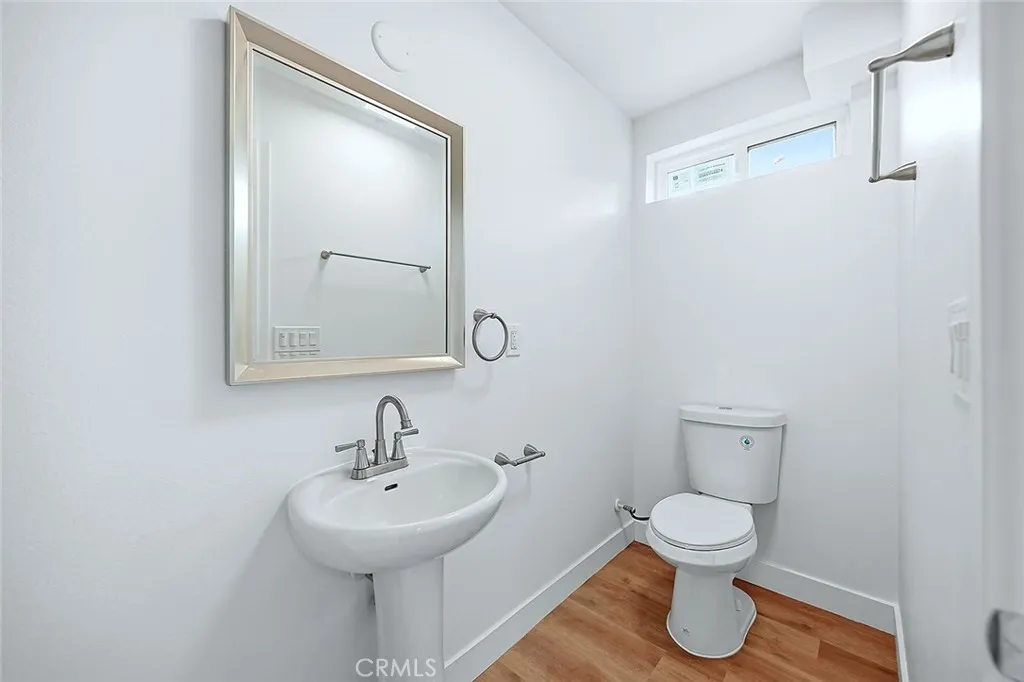 300 E 25th, Los Angeles, California 90011 home-pic-17