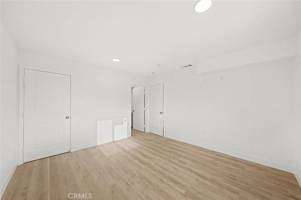 300 E 25th, Los Angeles, California 90011 home-pic-48