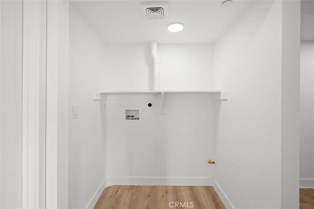 300 E 25th, Los Angeles, California 90011 home-pic-68