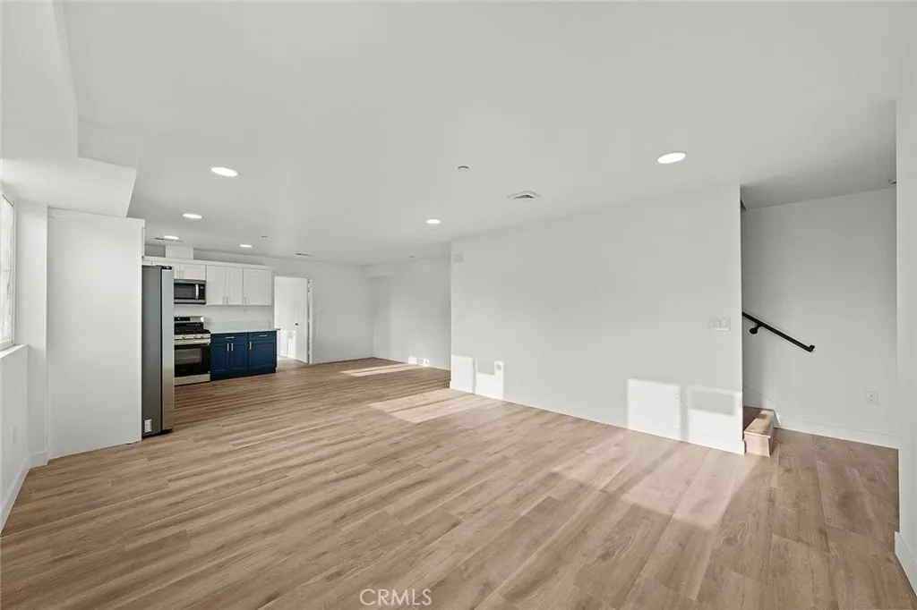 300 E 25th, Los Angeles, California 90011 home-pic-52