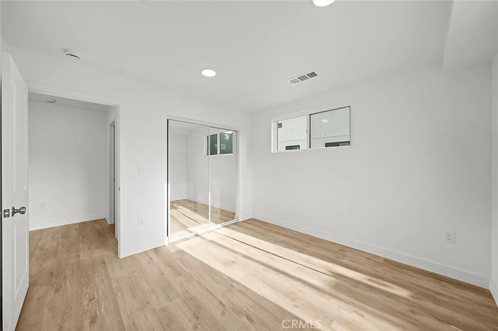 300 E 25th, Los Angeles, California 90011 home-pic-54