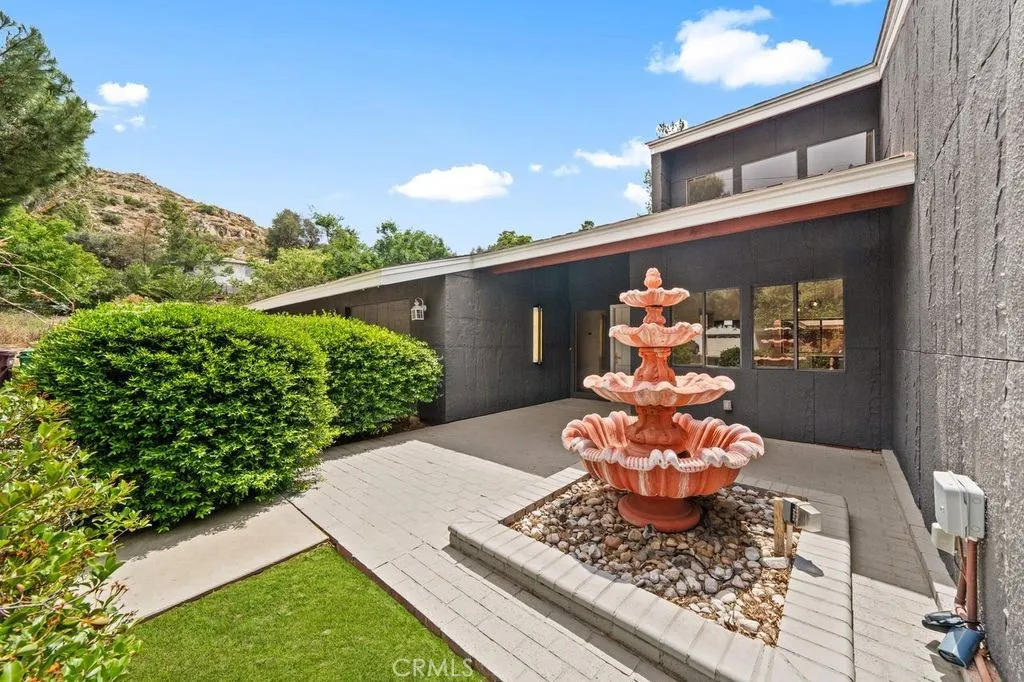 27411 Santa Fe, Hemet, California 92543 home-pic-6