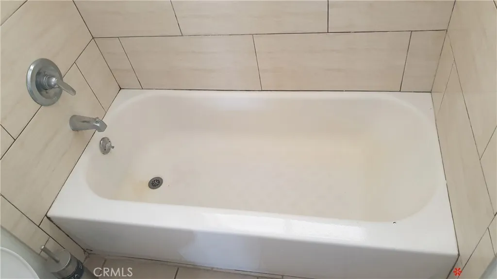 5962 C, Chino, California 91710 home-pic-15