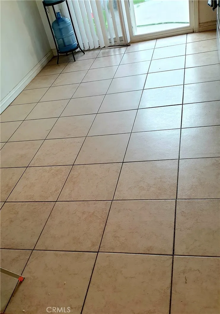 5962 C, Chino, California 91710 home-pic-12