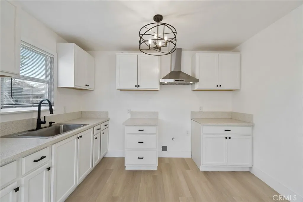 1559 N Carruth, Fresno, California 93728 home-pic-14