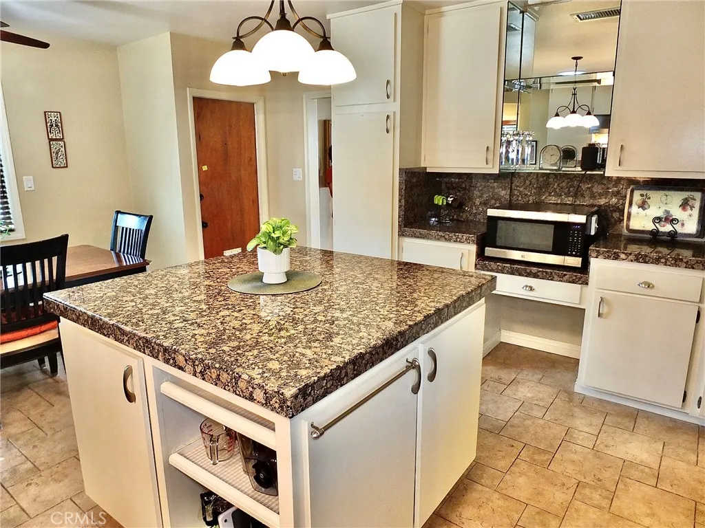 5275 E Mezzanine, Long Beach, California 90808 home-pic-24