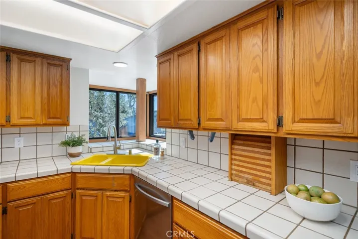 262 East Foothill Boulevard, San Luis Obispo, California 93405