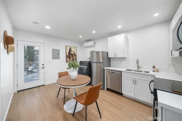262 East Foothill Boulevard, San Luis Obispo, California 93405