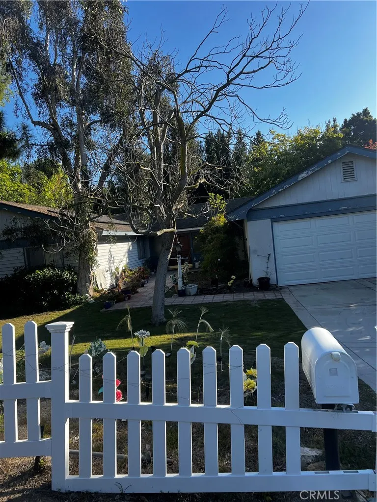 10442 Brightwood, Cowan Heights, California 92705 home-pic-2