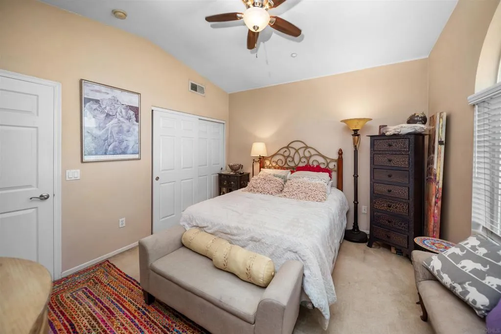 310 Sunset Way 5, Oceanside, California 92058 home-pic-6