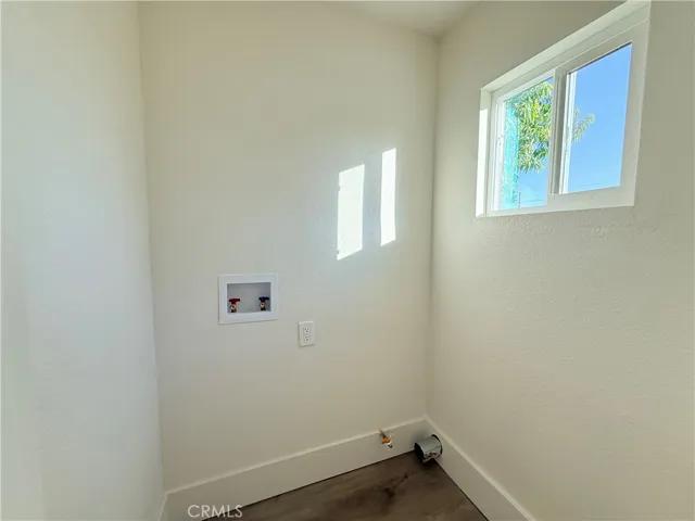 392 W L, Colton, California 92324