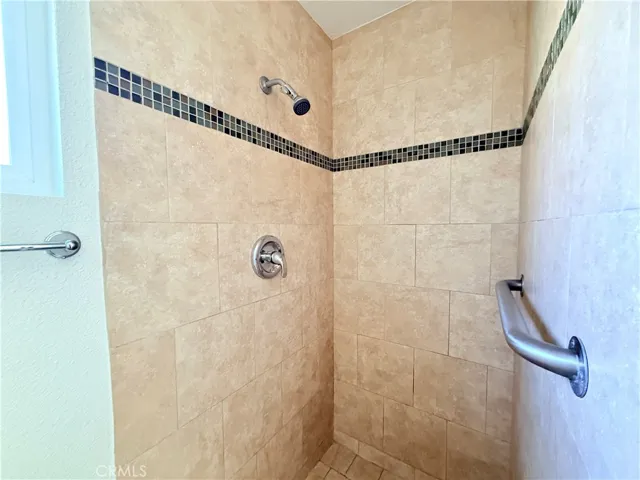 392 W L, Colton, California 92324