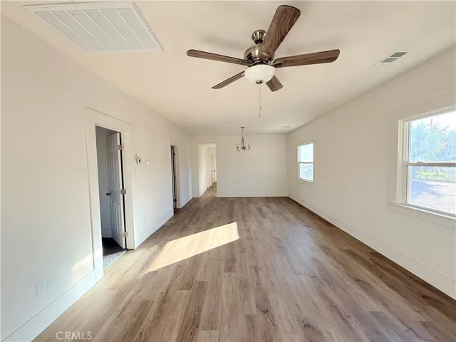 392 W L, Colton, California 92324
