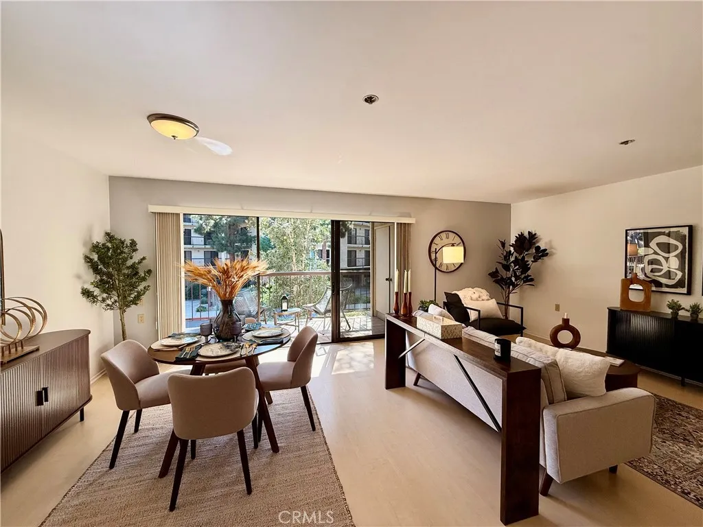 13601 Del Monte Drive 47a, Seal Beach, California 90740 home-pic-6