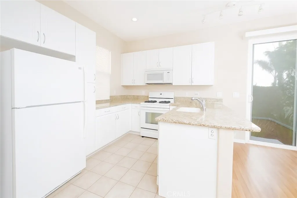 480 Plaza Sueno, Fullerton, California 92832 home-pic-2