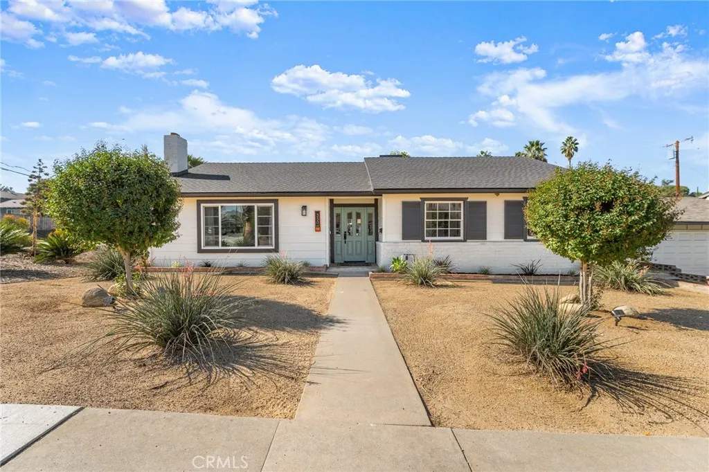 350 Sherwood, Redlands, California 92373 home-pic-2