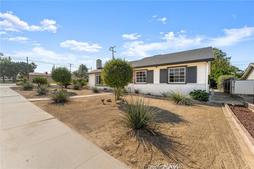 350 Sherwood, Redlands, California 92373 home-pic-30