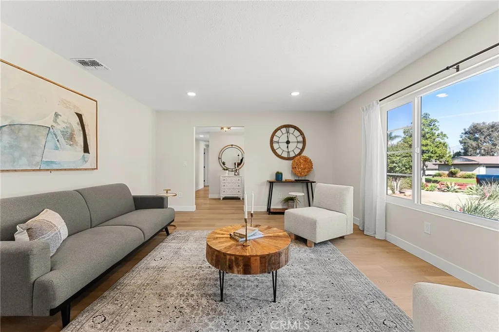 350 Sherwood, Redlands, California 92373 home-pic-8
