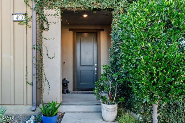 490 Jubilee Place, Santa Paula, California 93060 home-pic-0