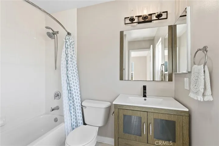 Ensuite for upper bedroom.