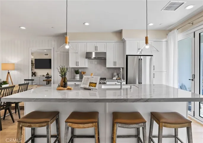 19051 Main Street 105, Huntington Beach, California 92648