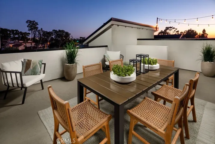 19051 Main Street 105, Huntington Beach, California 92648
