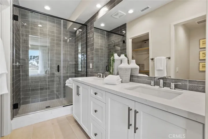 19051 Main Street 105, Huntington Beach, California 92648