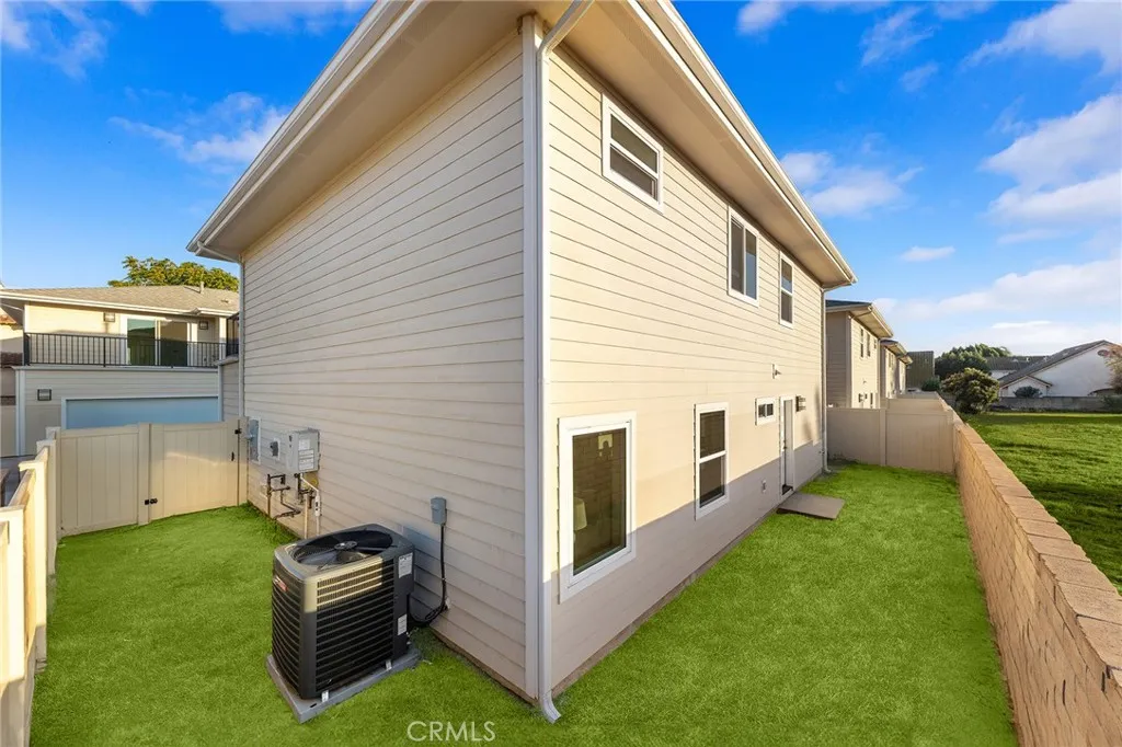 644 W Grand Avenue, Pomona, California 91766 home-pic-43