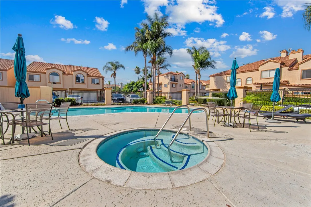 18871 Kithira Circle, Huntington Beach, California 92648 home-pic-32