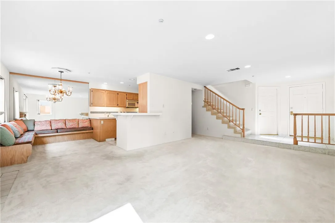18871 Kithira Circle, Huntington Beach, California 92648 home-pic-4