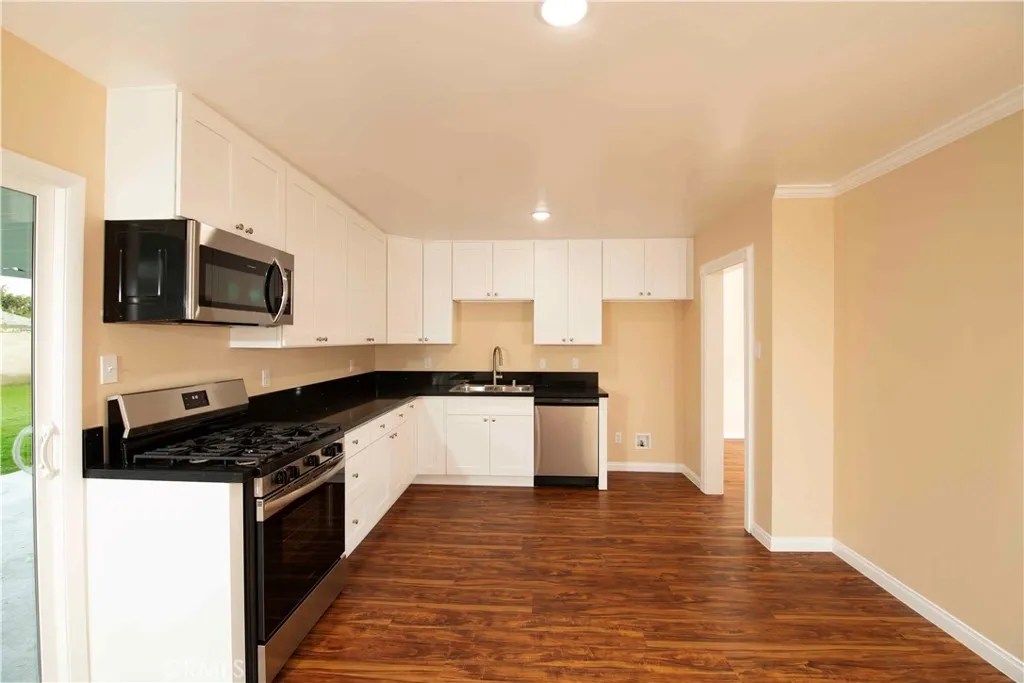 22729 Marbella, Carson, California 90745 home-pic-39