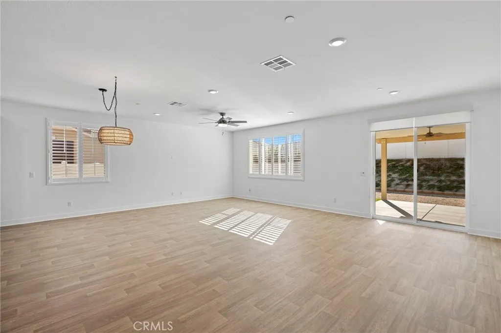 26539 Penny Hedge, Menifee, California 92584 home-pic-11
