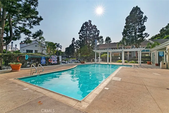 Community pool