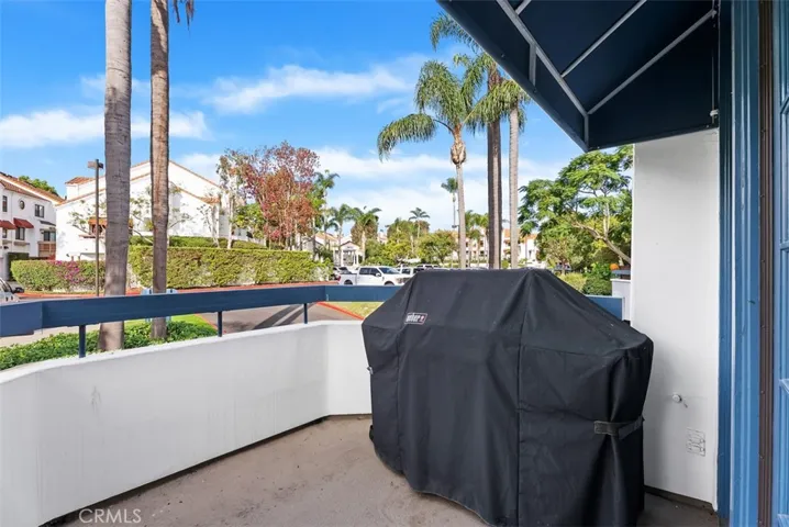 Patio off dinning room area