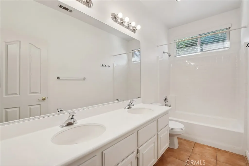 33711 Shamrock, Murrieta, California 92563 home-pic-15