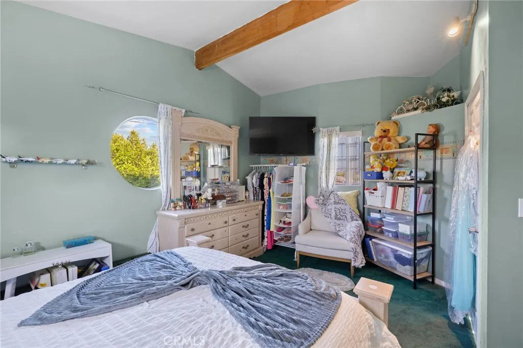 6542 Babcock Avenue, North Hollywood, California 91606 home-pic-16