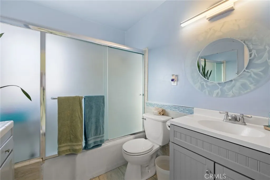 6542 Babcock Avenue, North Hollywood, California 91606 home-pic-22