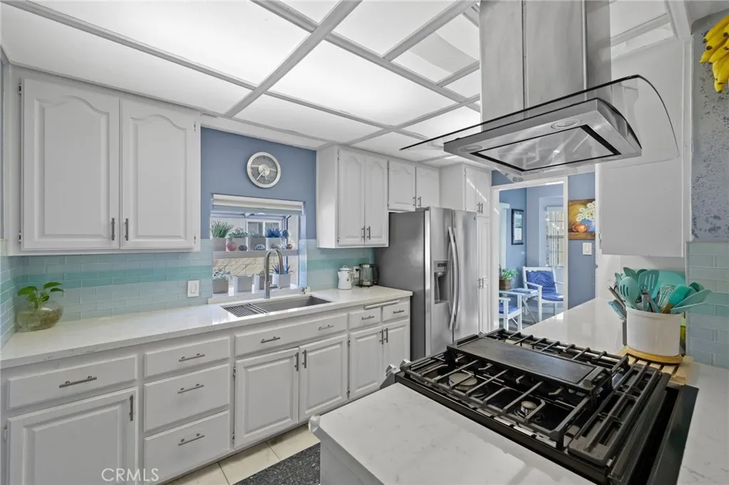 6542 Babcock Avenue, North Hollywood, California 91606 home-pic-8