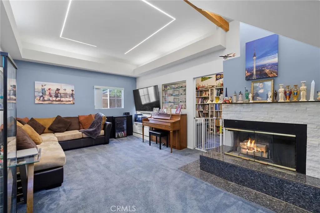 6542 Babcock Avenue, North Hollywood, California 91606 home-pic-14
