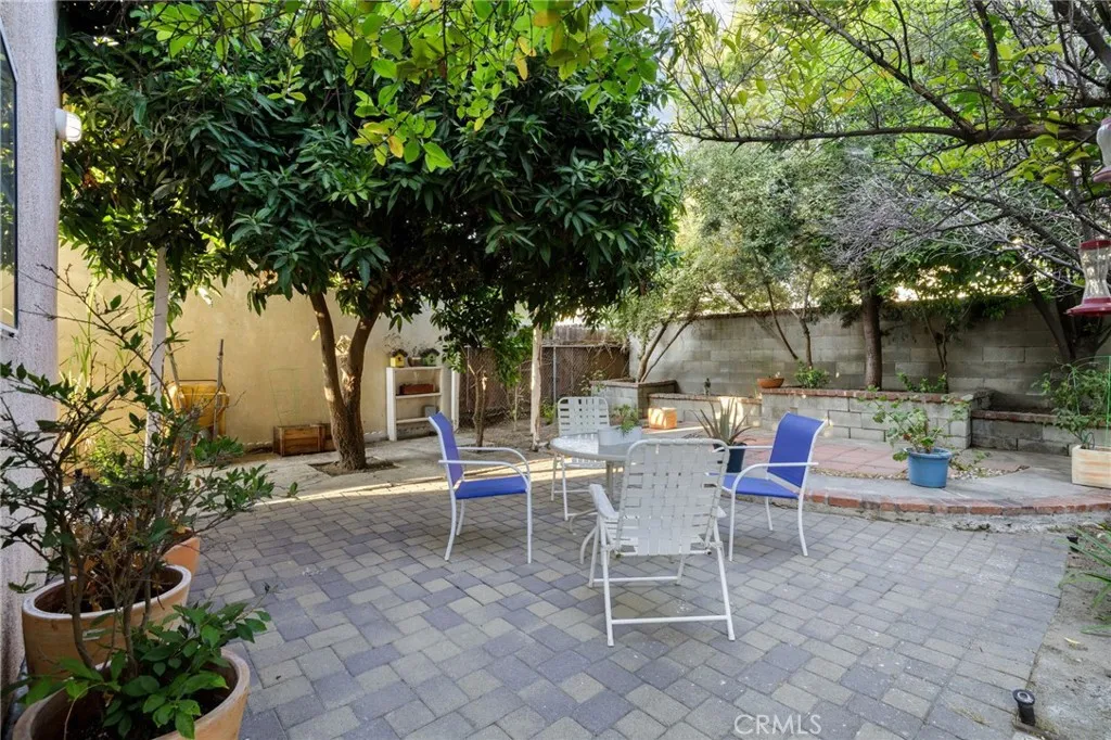 6542 Babcock Avenue, North Hollywood, California 91606 home-pic-23
