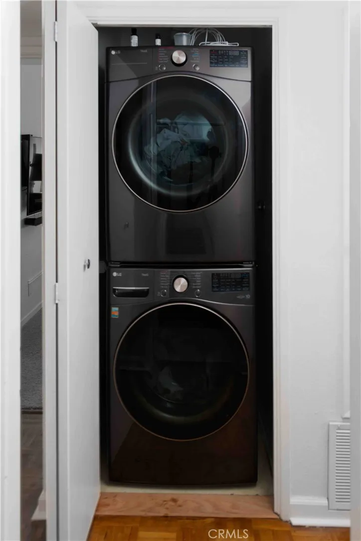 7135 Firmament, Van Nuys, California 91406 home-pic-8