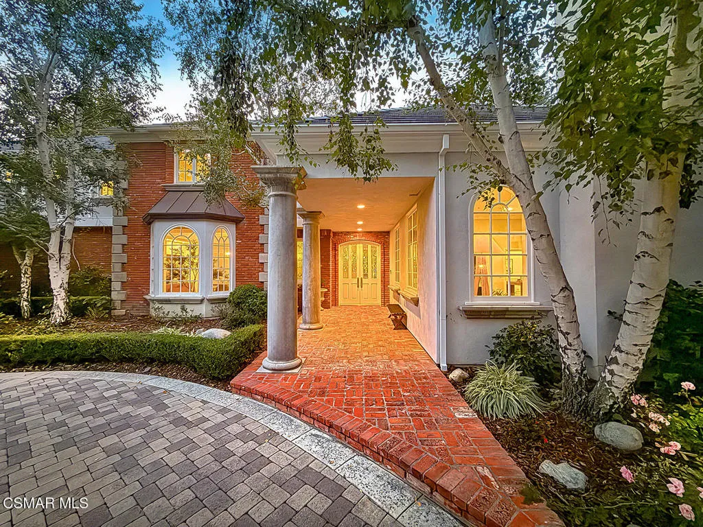 581 Lakeview Canyon Road, Westlake Village, California 91362 home-pic-11