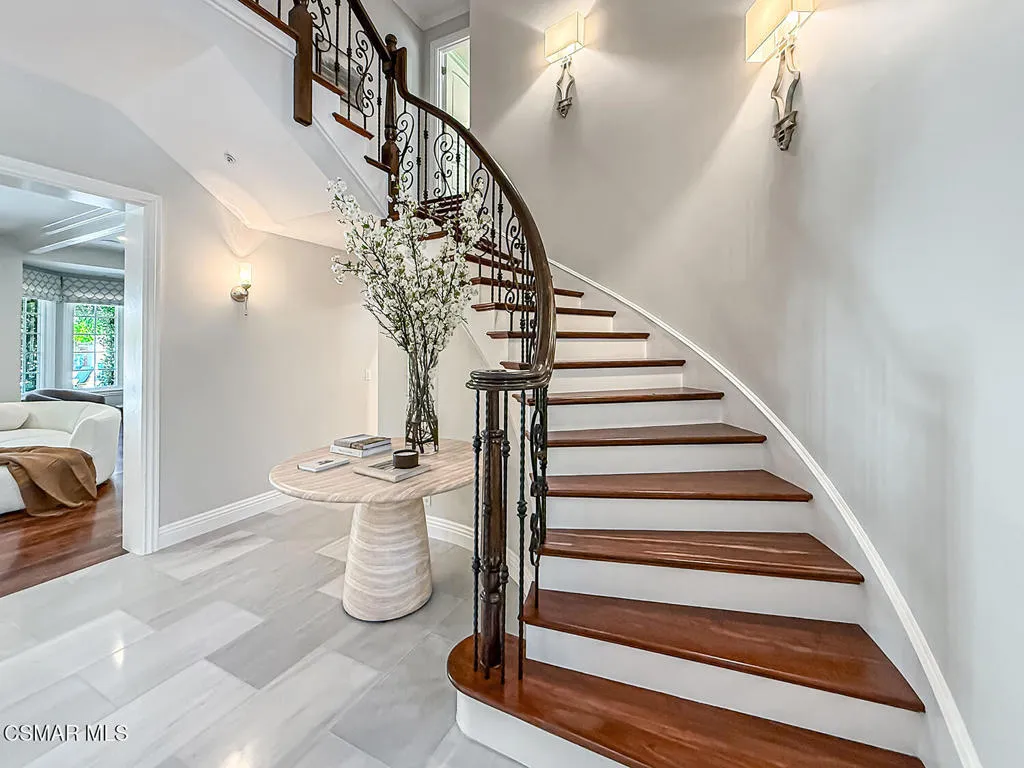 581 Lakeview Canyon Road, Westlake Village, California 91362 home-pic-38