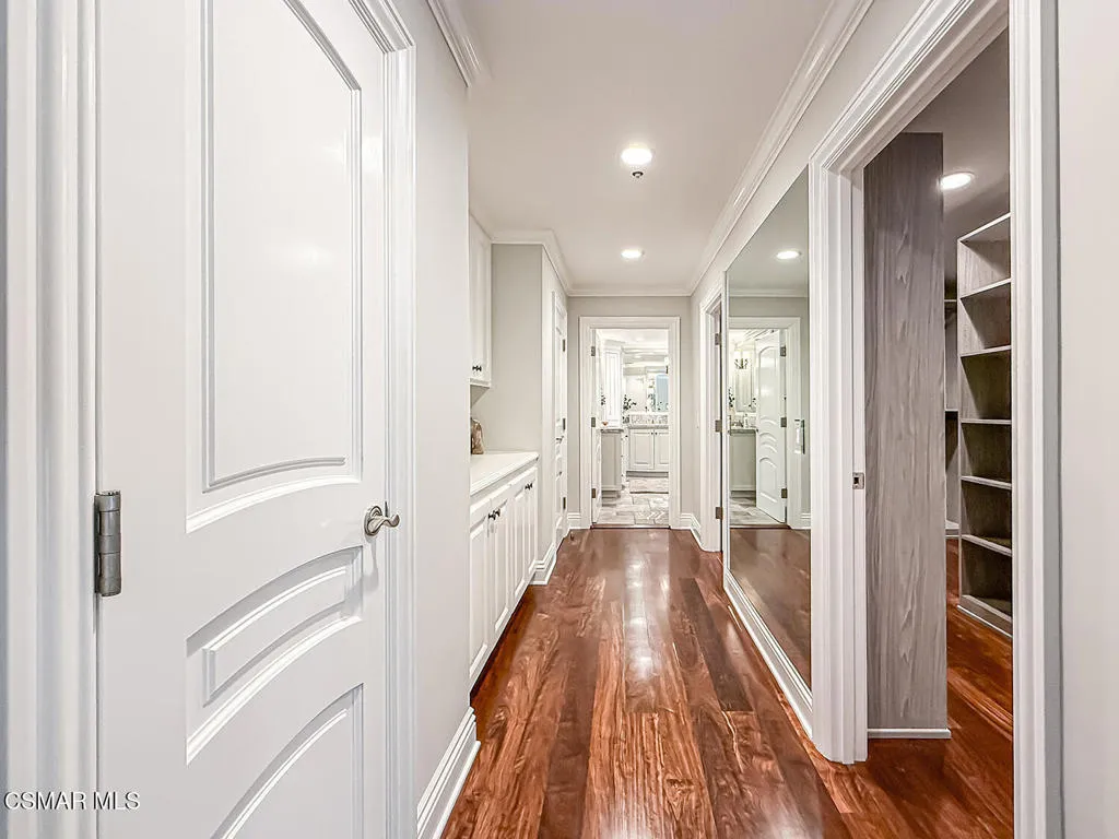 581 Lakeview Canyon Road, Westlake Village, California 91362 home-pic-45