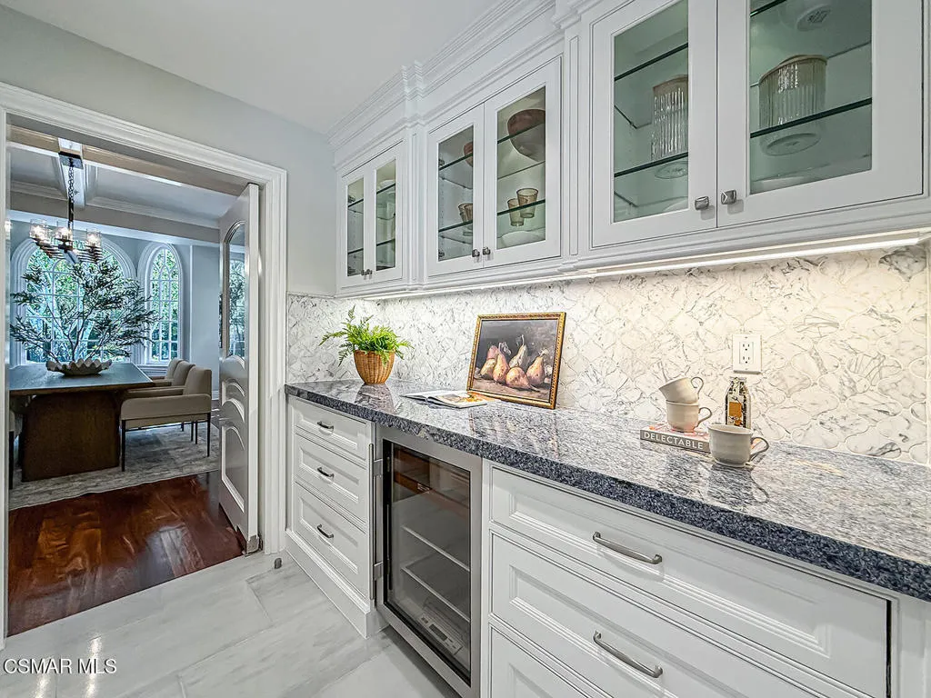 581 Lakeview Canyon Road, Westlake Village, California 91362 home-pic-27