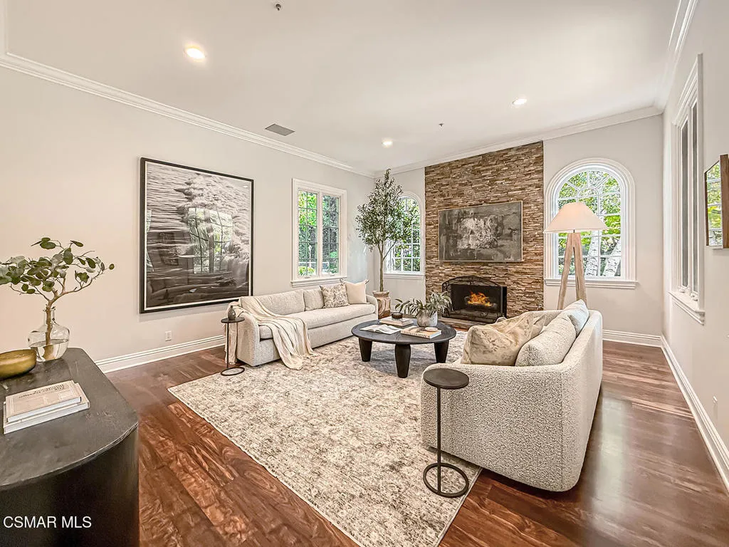 581 Lakeview Canyon Road, Westlake Village, California 91362 home-pic-14