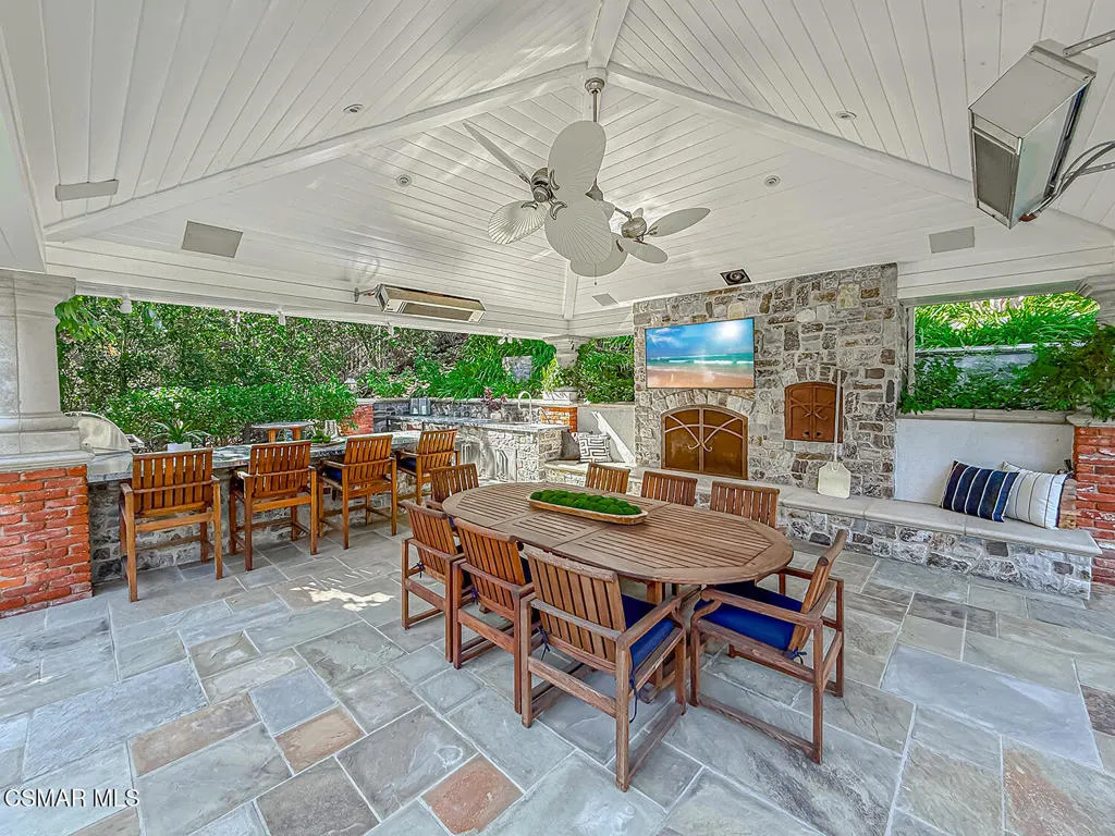 581 Lakeview Canyon Road, Westlake Village, California 91362 home-pic-64